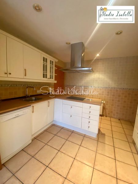 Foto 930db5b3-e5aa-4814-860c-1ec742a3cd82. Chalet en Nambroca