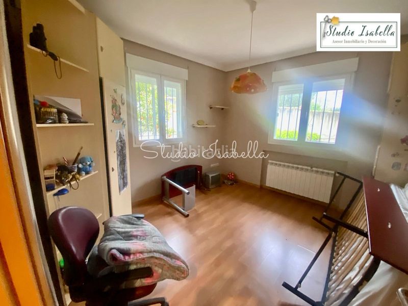 Foto cdd949a6-2f98-4936-96ac-b15ad21ff487. Chalet en Nambroca