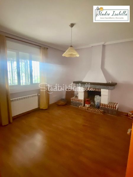 Foto d1877811-638b-4df9-b3ae-36dd49e26f93. Chalet en Nambroca