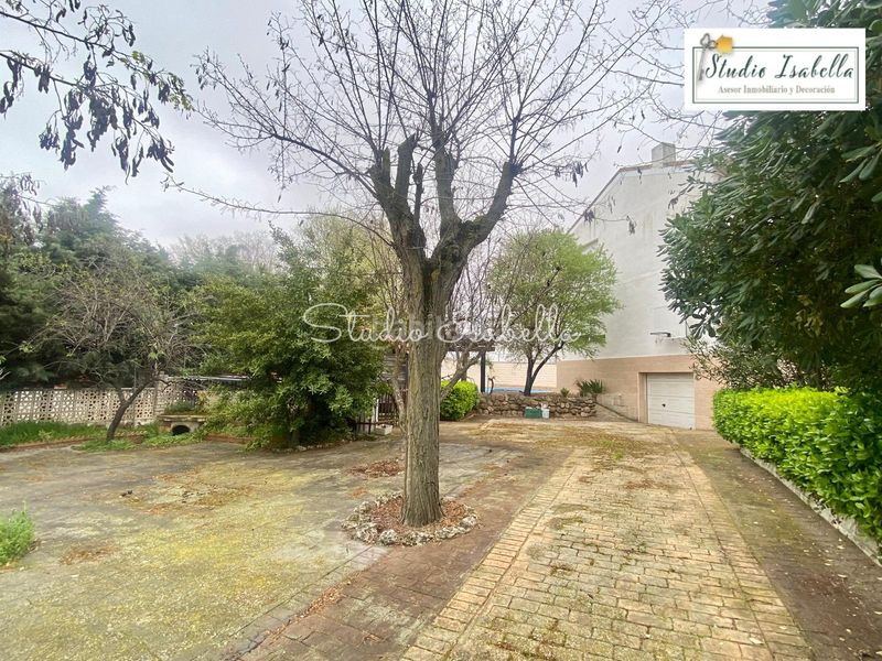 Foto dadd4187-474d-4694-99ef-b4256dba6144. Chalet en Nambroca