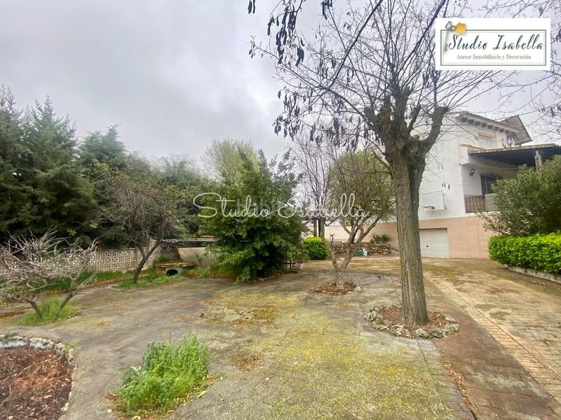 Foto fa227edf-3b93-416c-9284-38c59e1a5691. Chalet en Nambroca