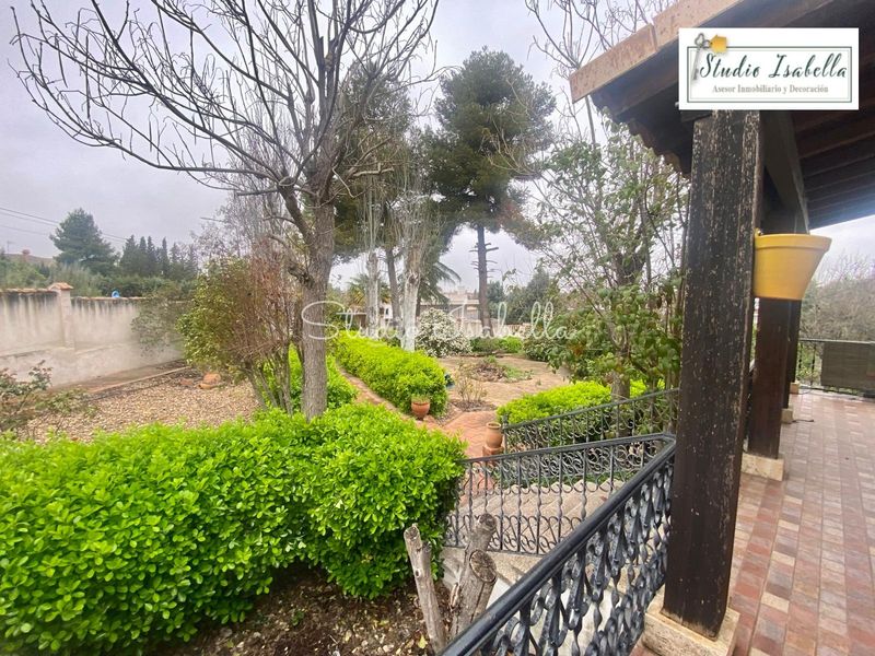 Foto b01ff287-6a81-42fa-8556-8524ba2f5840. Xalet amb xemeneia calefacció aparcament piscina a Nambroca