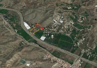 Finca rústica a Santa Fe de Mondújar. Terreno rustico con proyecto de camping