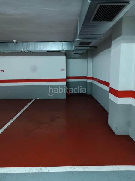 Foto 379f04ff-96f5-4ab7-9fb9-364861f37423. Parking coche en Centro Almería