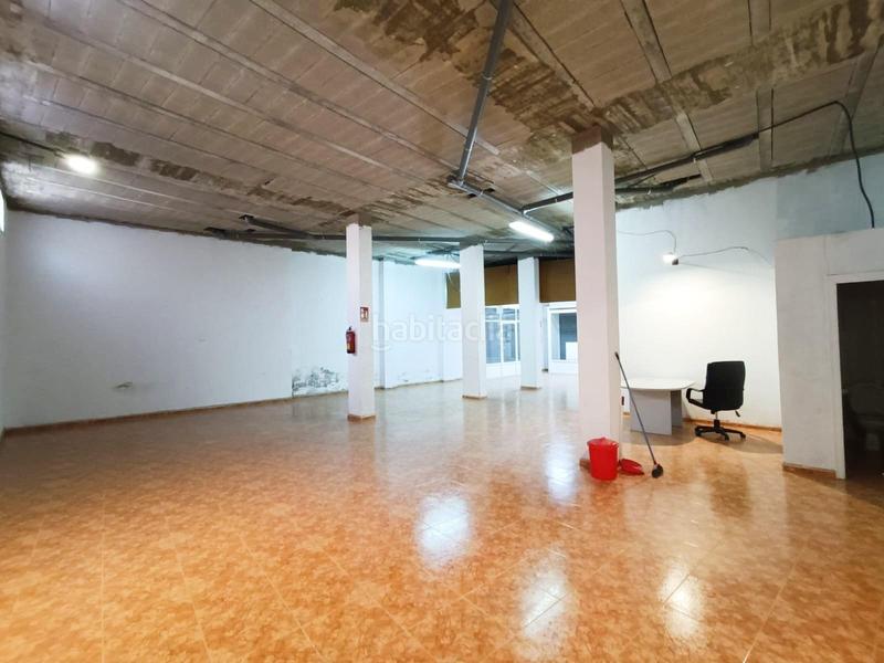 Foto 24997907-7278-4cba-8af0-4151afa5e098. Affitto locale commerciale in calle manuel azaña 45 in Almería