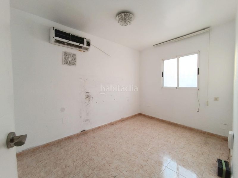 Foto 4545548d-24e6-4362-a346-fcccae21d936. Casa a calle valdivia 17 a La Chanca - Pescadería Almería