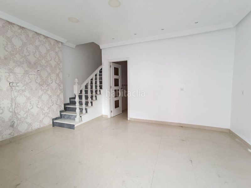 Foto d22eae17-7d13-4b0d-805c-c40c9461bba9. Casa a calle valdivia 17 a La Chanca - Pescadería Almería