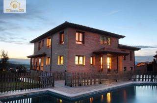 Chalet  Urbanizacion sol poniente. Fantástico chalet en  carbajal urb. sol poniente
