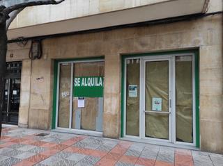 Location Local commercial  Calle gran via de san marcos. Alquiler de gran local en gran via de san marcos