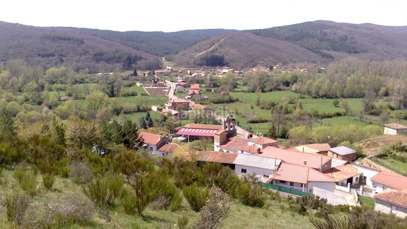 Foto 64bb52d4-c730-4465-b584-6b47e79af927. Masia amb aparcament a Garrafe de Torío