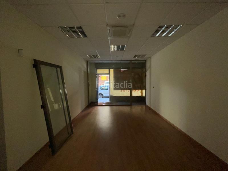 Foto 24d2c04a-52e7-42d3-a4f4-f6306ca5b7fe. Local commercial dans San Mamés - La Palomera León