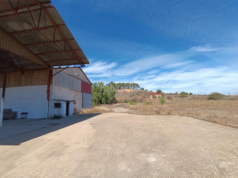 Foto 1e7c29ba-6a77-44a1-8588-e1bea618814e. Terrain résidentiel dans Santovenia de la Valdoncina