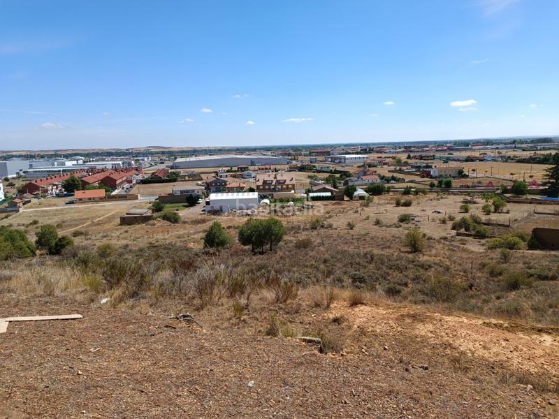 Foto 5718afd8-95ad-4cfd-8f04-0304a7cfa249. Terrain résidentiel dans Santovenia de la Valdoncina