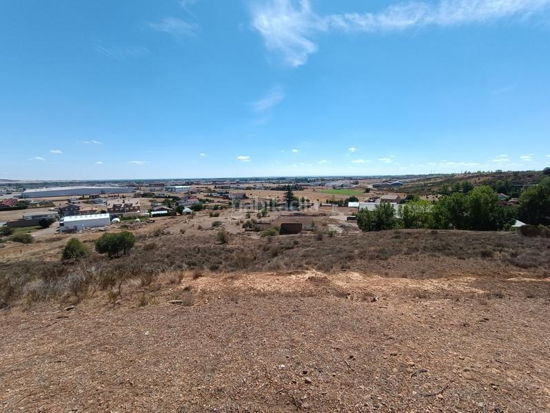 Foto eb185fbb-716b-499f-88f1-dcc62e7ffa74. Terrain résidentiel dans Santovenia de la Valdoncina