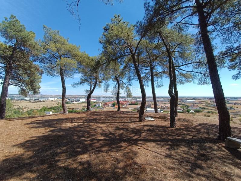 Foto ee50f98b-d9b9-4979-85e5-56143581c352. Terrain résidentiel dans Santovenia de la Valdoncina