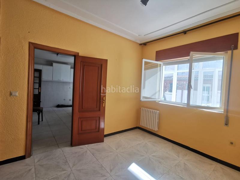 Foto 044f220c-f037-4f41-b117-e85e705e5e5f. Locale commerciale in San Claudio - La Chantría León