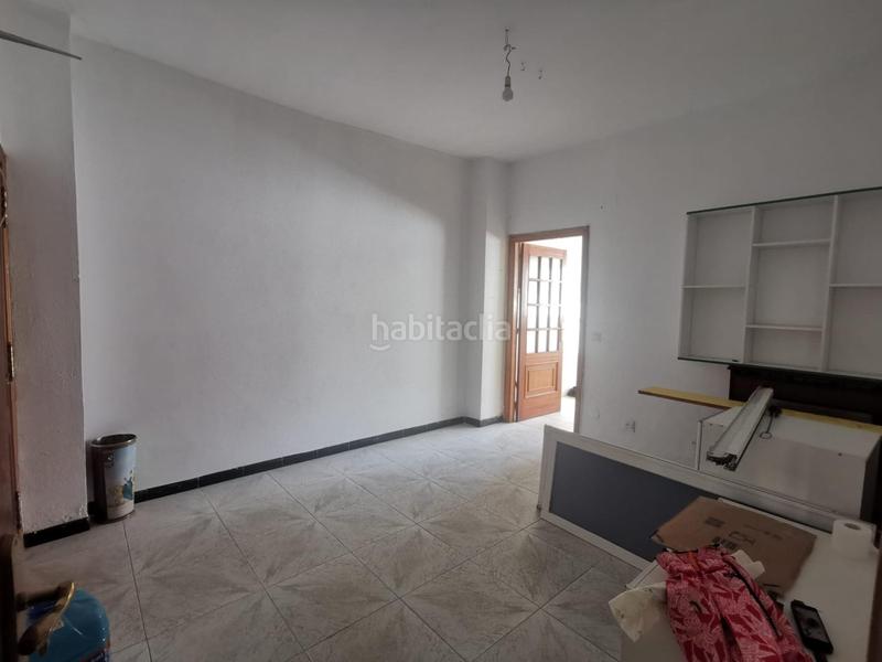 Foto 7331a10e-f386-43c3-8e5c-e70f90c8248e. Locale commerciale in San Claudio - La Chantría León