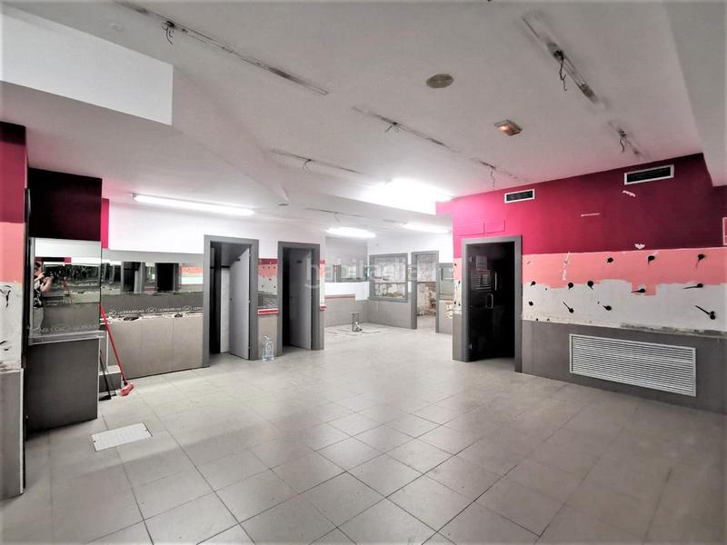 Foto eb81c075-4735-46e7-b05f-29979fd2e2c7. Local comercial amb calefacció a Centro Ciudad León