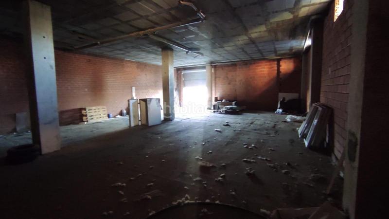 Foto 99040572-3349-4916-a515-a9c521cd713a. Local commercial dans Armunia León