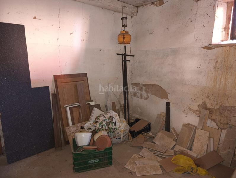 Foto 69404a71-1fef-4c76-aeec-791821f8d7bc. Masia amb aparcament a Valdefresno