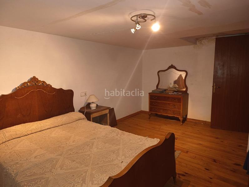 Foto 6ec0216e-7edc-4dcb-b2f4-90f958a13481. Masia amb aparcament a Valdefresno