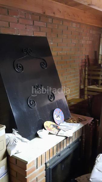 Foto b6f86c8c-9ec4-48c0-b8f8-50c65a4d9d5f. Masia amb aparcament a Valdefresno