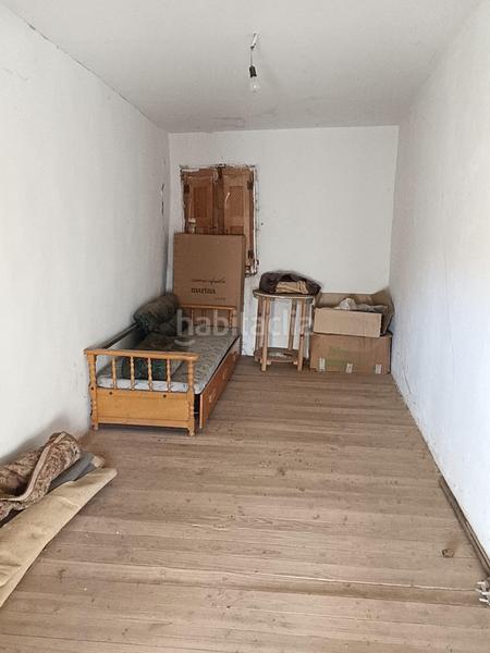 Foto e095d269-89ac-45df-aea8-60c0751a3ec3. Masia amb aparcament a Valdefresno