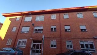 Appartement à Trobajo del camino. Piso en la zona de san andrés al lado de san juan de dios