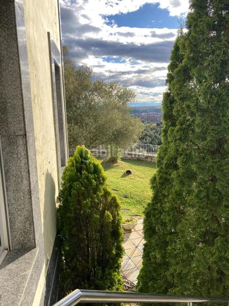 Foto 17798b98-53b8-42ef-8e07-b705efe92d80. Xalet amb calefacció aparcament piscina a Valdefresno