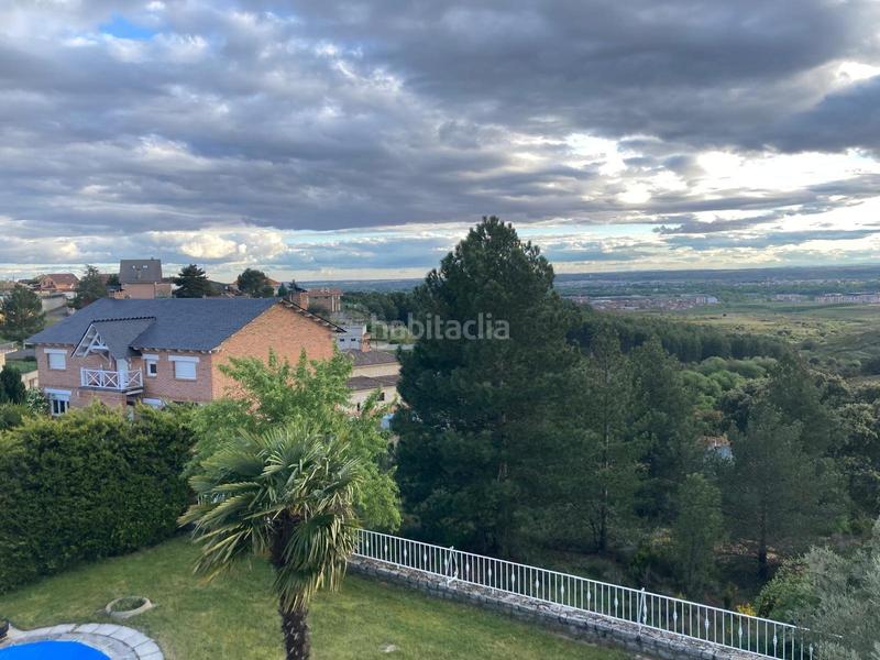 Foto 3a3790ae-4963-425d-9329-267beb126b8c. Xalet amb calefacció aparcament piscina a Valdefresno