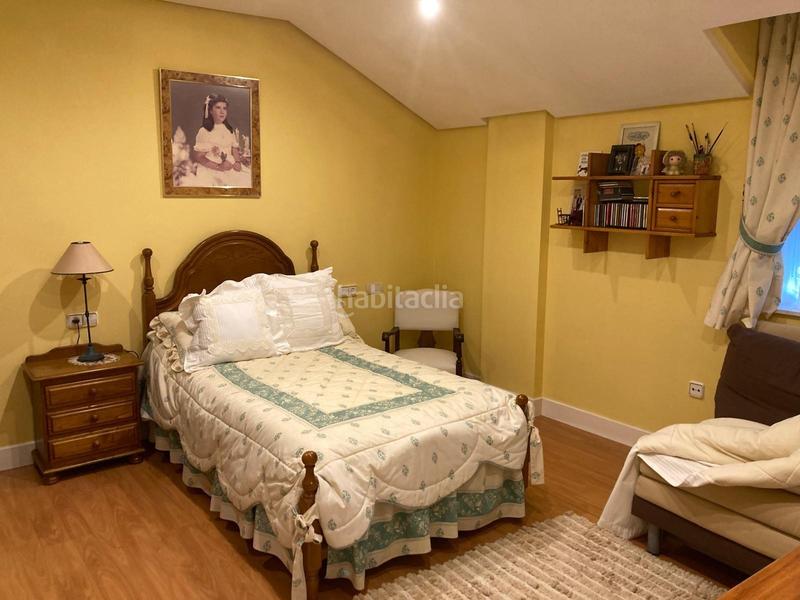 Foto 3bd6752d-51b8-41cd-98fa-36626fc202ed. Xalet amb calefacció aparcament piscina a Valdefresno