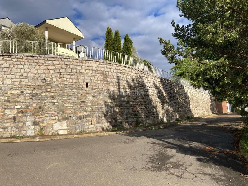 Foto 60104370-1945-472d-a497-7a1d239de09a. Xalet amb calefacció aparcament piscina a Valdefresno