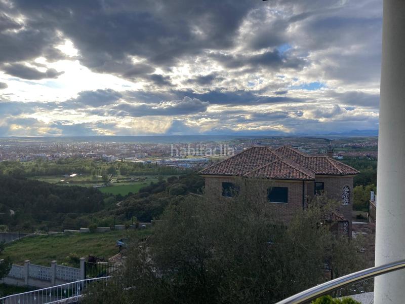 Foto 763804a5-164d-4c31-8905-9c77becf59c5. Xalet amb calefacció aparcament piscina a Valdefresno