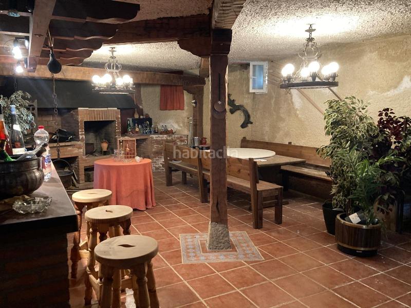 Foto 780cdb02-21c1-4c41-9ca3-eb81f3da4d2c. Xalet amb calefacció aparcament piscina a Valdefresno