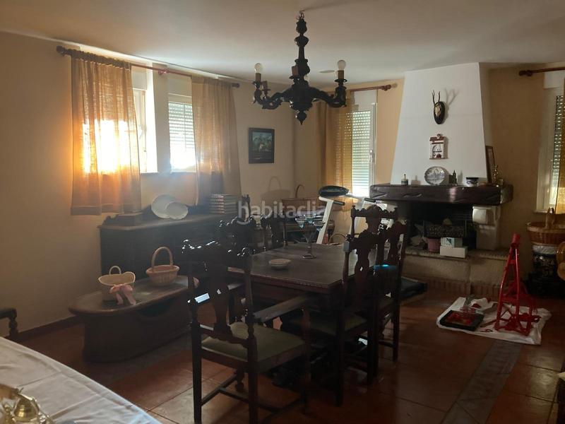 Foto dc8abe38-d5c6-441a-9053-77cb88cedca2. Xalet amb calefacció aparcament piscina a Valdefresno