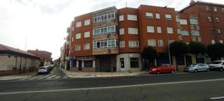 Local commercial à Avenida antibioticos-a 6. Local comercial en dr fleming