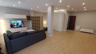 Rent Flat in Avenida gran via de san marcos 37. Loft recien reformado en pleno centro