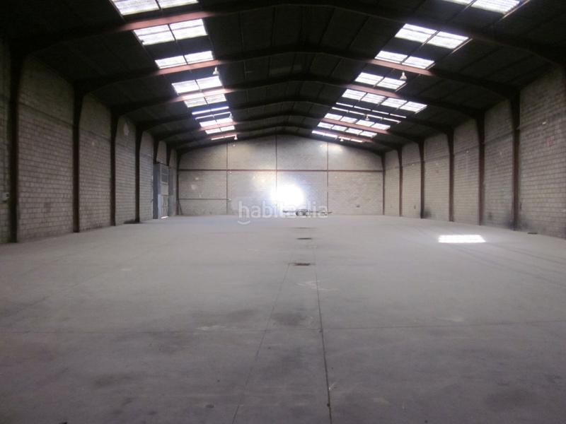 Foto 7abcb58d-8133-45a8-ace1-fbb394e2e0db. Nau industrial a calle el progreso-vc 40 a Armunia León