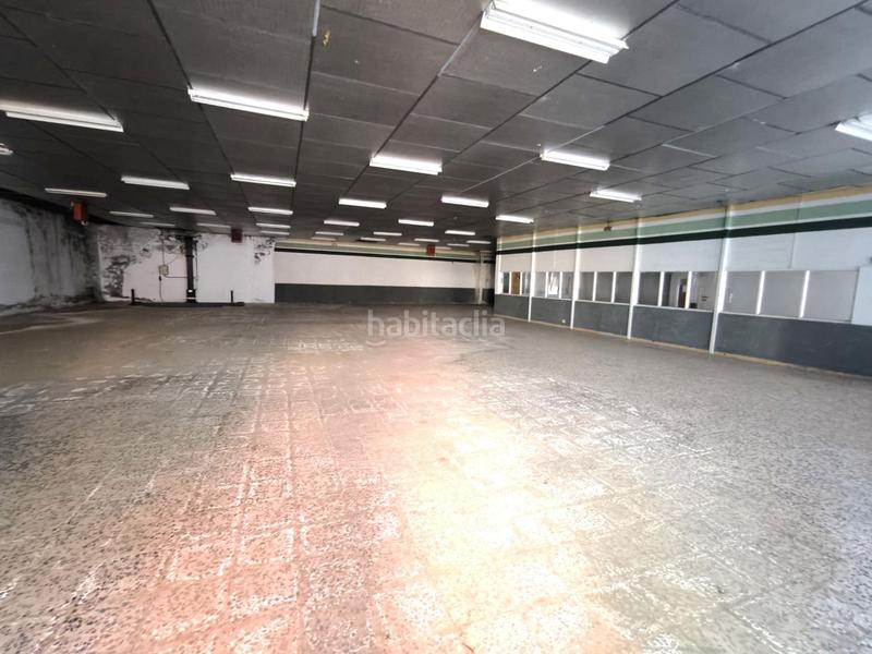 Foto 4068a515-c65b-44f8-977c-117bb303c8cf. Lloguer nau industrial a Villaquilambre