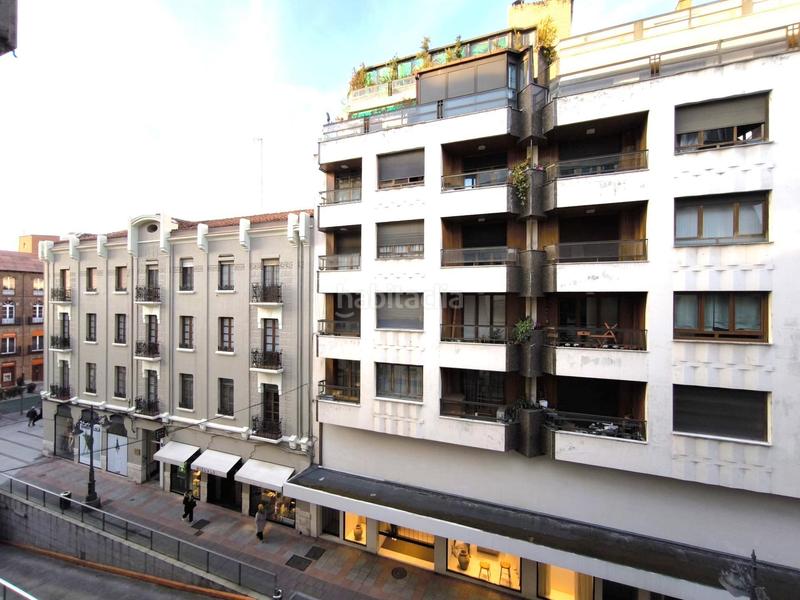 Foto 1f12f356-fbd8-4079-b748-dbf936ca825e. Pis a calle alcazar toledo 4 a Centro Ciudad León