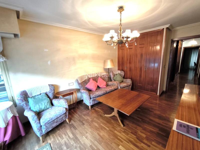 Foto a8884af1-a6fc-4b70-b273-eacb7ed125a1. Pis a calle alcazar toledo 4 a Centro Ciudad León