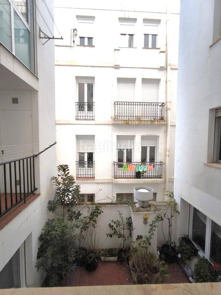 Foto ae24706a-51d3-41ab-ac40-cbe1a6f8d67f. Pis a calle alcazar toledo 4 a Centro Ciudad León