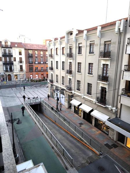 Foto deca1023-ac64-4d1b-9253-16d0b1eae4ca. Pis a calle alcazar toledo 4 a Centro Ciudad León