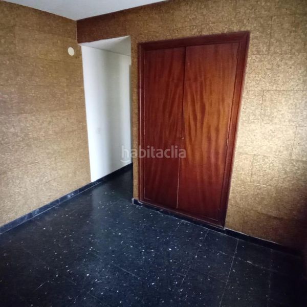 Foto c588ebf9-291f-4875-ac3f-2c7903203a2f. Pis a calle covadonga 2 a San Claudio - La Chantría León