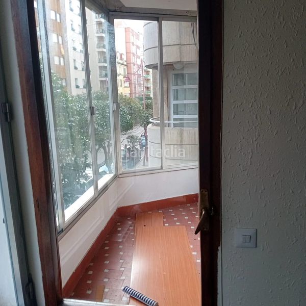 Foto f992456f-aa87-47d3-a810-4d61d7f575f6. Pis a calle covadonga 2 a San Claudio - La Chantría León