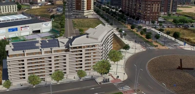 Foto f4747f17-d62a-4ddb-9084-cb46a5080633. Piso en avenida aluches espectacular piso de cuatro habitaciones con terraza en La Lastra en León