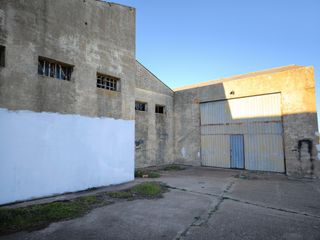 Nau industrial a Camino ubalda-tc 110. Nave en la zona de leclerc