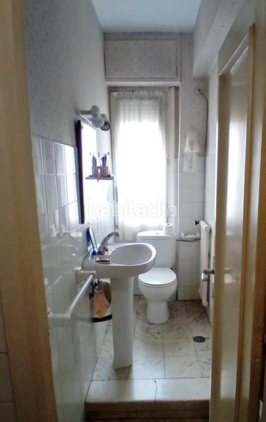 Foto 0d537ba4-444e-41f7-b598-70ce9bb84718. Flat in calle santa nonia 8 in Centro Ciudad León