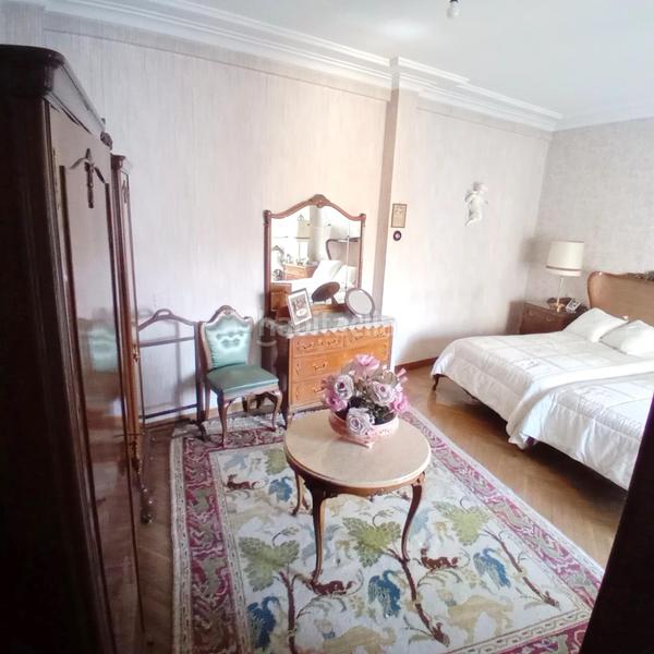 Foto 3173c799-bd08-4b73-9bb6-9d27d4109326. Flat in calle santa nonia 8 in Centro Ciudad León