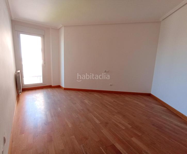 Foto 750da7a3-aef2-4d5b-b6b9-4d3006ad70f9. Flat in calle la chopera 4 in San Mamés - La Palomera León